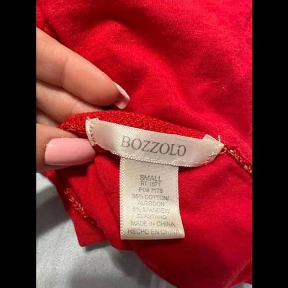 Stun in Style: Gorgeous Red Lace Halter Top for a Night Out! - Picture 3 of 3